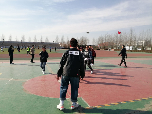 【完满班级】勇者无敌 撕名牌大赛——艺术传媒学院视觉1803班撕名牌大赛完满班级活动