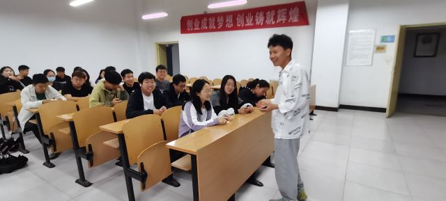 【完满团支部】关注心理健康 共谱青春华章——大数据学院、信息工程学院数字2211班完满团支部活动