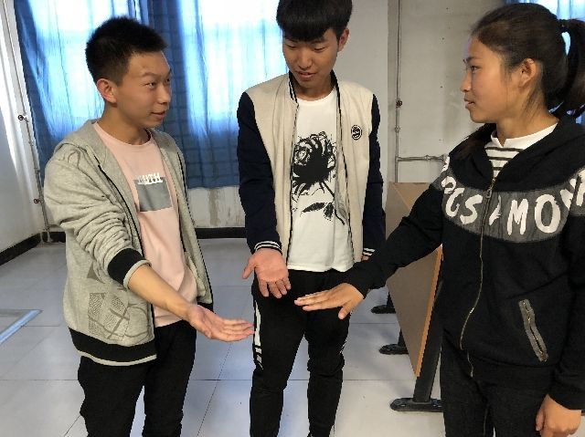 【完满班级】花样年华 不枉青春——信工系计科1702班举办“青春的赞歌”系列活动