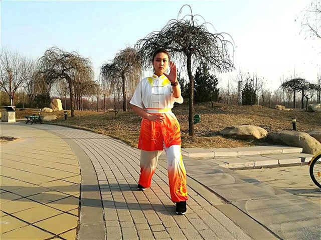 社团星动力第61期:倾听精武武术社社长李佳乐的故事 感受武术魅力