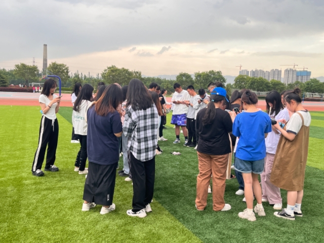【完满团支部】追忆童年 乐趣无穷——淬炼·国际商学院财务2202班完满团支部活动