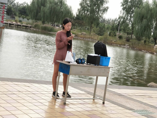 音乐+艺术 意形的塑造——外语系九月举办完满班级活动