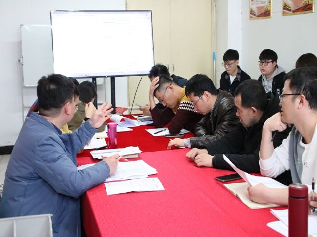 加强专业教育 提升完满力量——智能工程学院2020-2021学年第二学期完满教育与专业教育深度融合专题会议