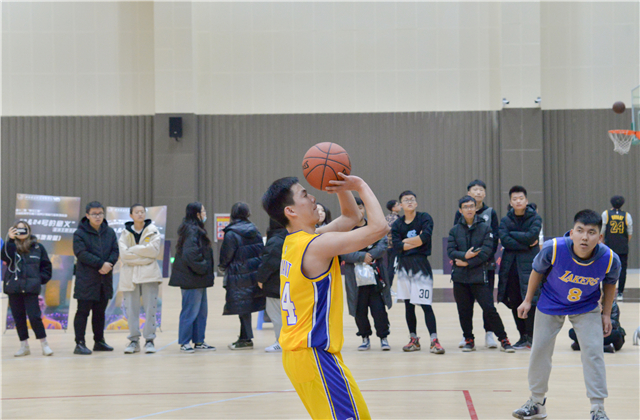 【青马工程】8号晃过时间 24号守住岁月——第十二期“青马工程”完满教育学生骨干培训计划知行班系列活动“8&24号的意义”篮球主题活动顺利举办