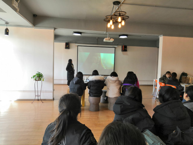 【完满班级】尽善尽美 幸福同行——外国语言文学系英语1806、1807班12月份完满班级活动