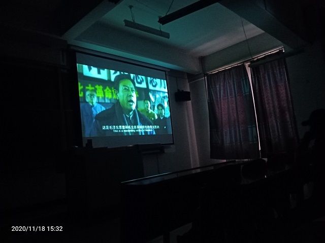 【完满班级】看红色电影 忆峥嵘岁月——食品与环境学院土管1901班完满班级活动