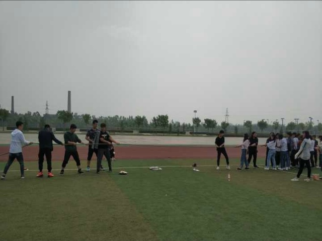 【完满班级】聚班级力量 赛出风格——艺术传媒学院2017级拔河比赛完满班级活动