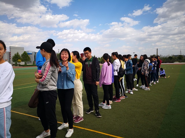 【完满班级】体育赛事 磨练意志——淬炼商学院十月完满班级主题活动（四十一）