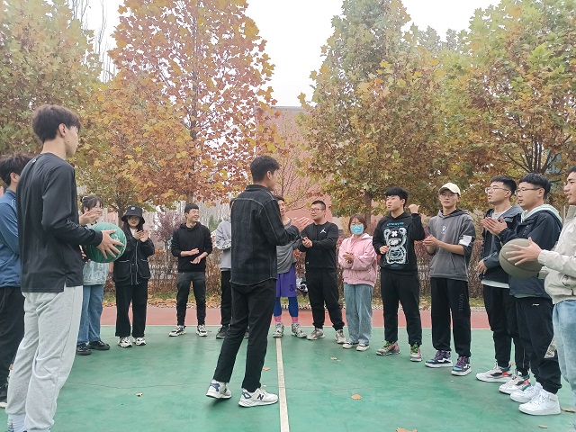 【完满班级】逢投必进 精彩我秀 可艺篮球 魅力无限———远景2103班11月完满班级活动限