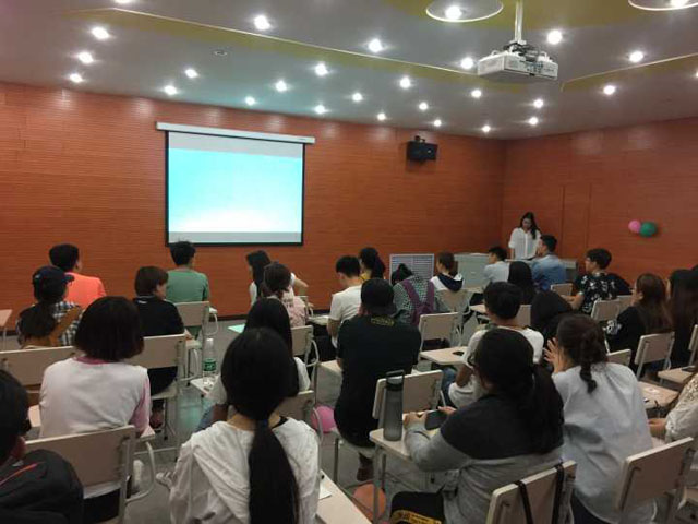 【辅导员说完满】艺术传媒系辅导员谈如何做好学生干部