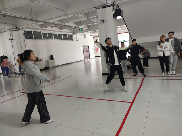 【完满班级】放肆运动 恣情青春——经济与管理学院十一月完满班级活动