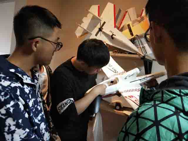 【社团快讯】放飞理想 我有我的方式——太行书院炫飞航模社模型展览