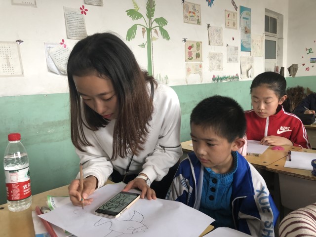 市民课堂第276期:稚语欢声 时间天籁——艺术传媒学院“七彩画室星期三”儿童美育成长关爱行动第101期