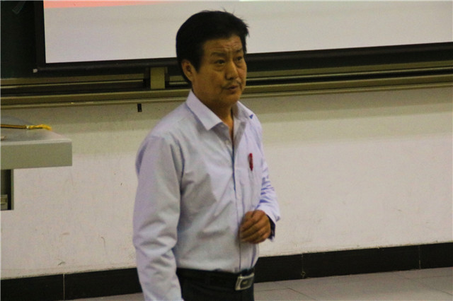 有令则行 有禁则止——机电工程系“家规校纪与国法”讲座顺利开展