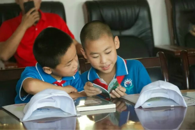 红色夏令营 让爱国主义精神在小朋友们心中深深扎根