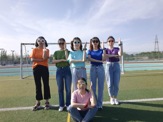 喜报：外国语言文学系2016级无边书院C栋331宿舍全员考研成功