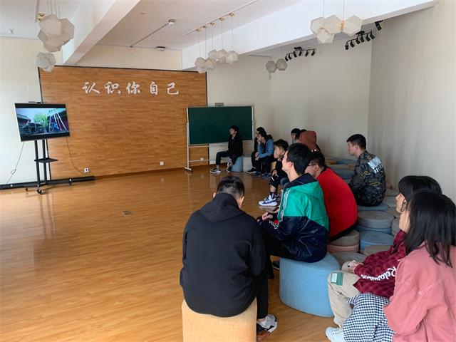 【完满班级】爱我中华新中国成立70周年观影活动——大数据学院、信息工程学院计科1602班完满班级活动