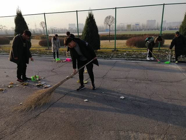 【完满班级】落叶归我 爱归你——计科1802班留下“真 善 美”活动