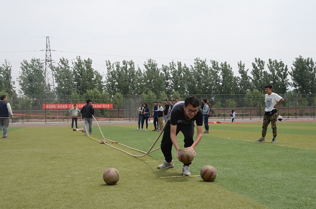优异团队 快乐工管——工管系第九期“趣味运动会”纪实