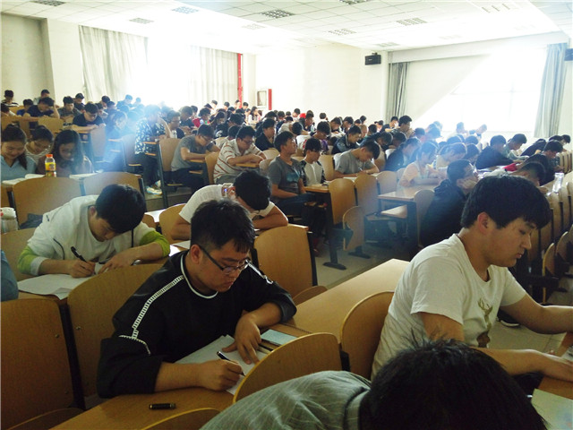 【辅导员说完满】完满融合 相辅相成——智能工程学院举办2016级辅导员说完满年级会