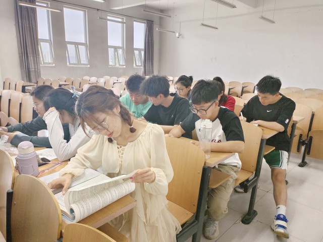 【完满团支部】翻转课堂 思维导图大比拼——远景学院远景2107班完满团支部活动