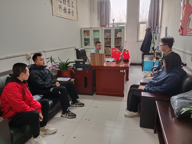 共话心声 助力成才——食品与环境学院我与院长面对面