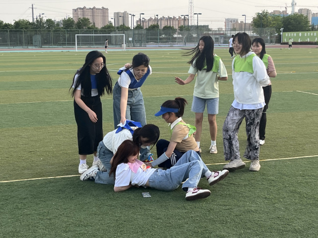 【完满团支部】撕出运动精彩 奔向美好未来——淬炼·国际商学院财务2102班完满团支部活动