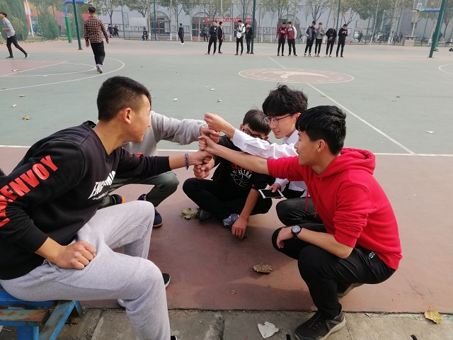 【完满班级】挑战地心引力 引爆篮球魅力——计科1802班“球动 心动”活动