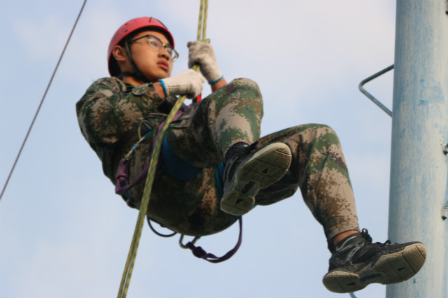 踏过荆棘才能领悟领导力的含义——第四期淬炼·领导力训练营圆满结束
