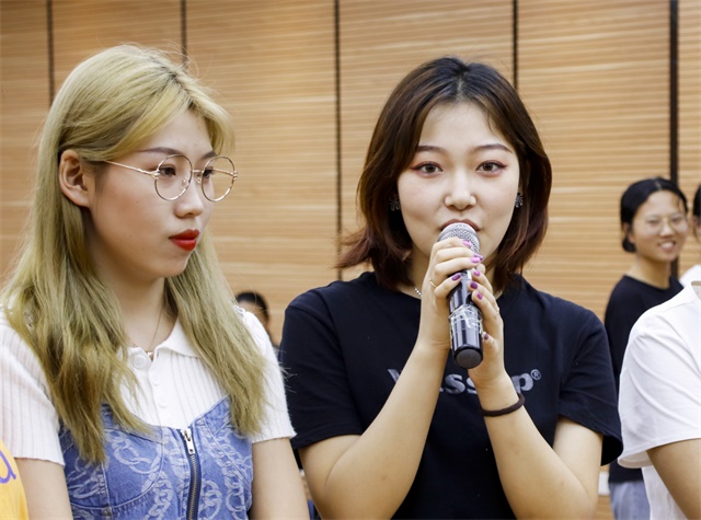 第28期“她说·女生学堂 ”:青春路上 携手体悟同伴之道