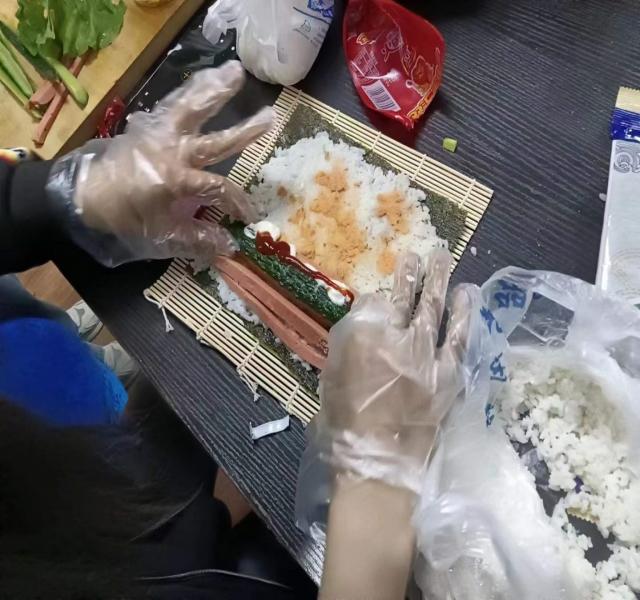 时代向前 青年向上——大数据学院、信息工程学院五月完满团支部活动集锦(二)