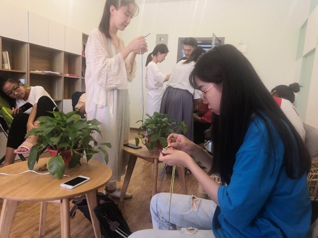 【完满班级】五彩小绳 无尽相思——远景1806班级完满班级活动