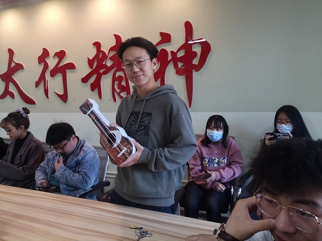 【完满班级】巧手匠心 纸盒重塑——数字1801班完满班级