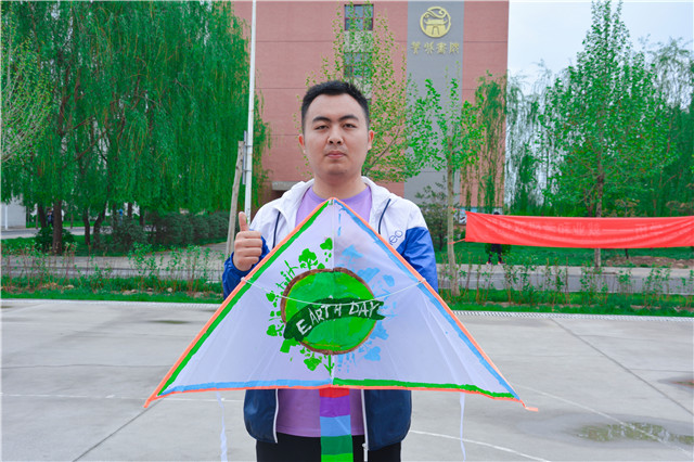 前行第154期:世界地球日箕城学子添一抹色彩 绘一幅蓝景