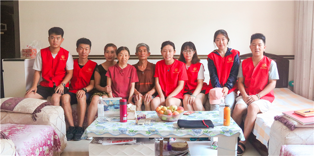 【三下乡】一支党员的力量  铸就一首党的歌——亲临中国共产党之走进农村老党员