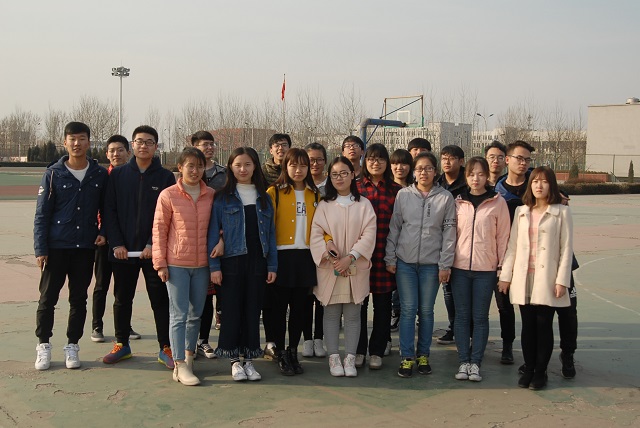 【完满班级】从破土到结果  洗尽多少铅华——数媒1601班举办“忆年华 燃青春”分享交流会