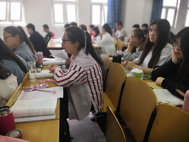 【完满班级】晨星点亮黎明 诚信温暖世界——软件工程1804班“网络诚信及网络安全知识宣讲”