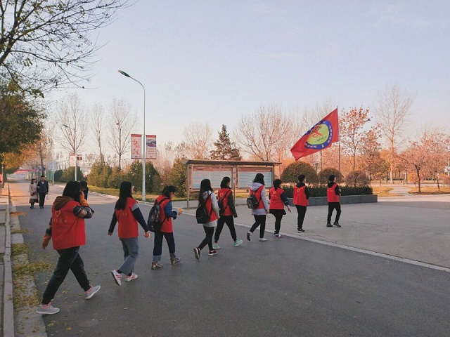 【完满班级】迎着冬日暖阳 为爱而行——淬炼商学院举办“善行青春”主题活动（三十一）
