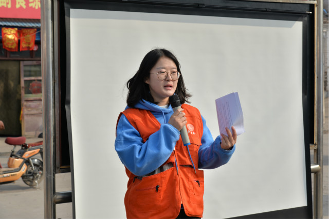 我校“点亮完满”调研实践团保险扶贫寒假社会实践活动顺利开展