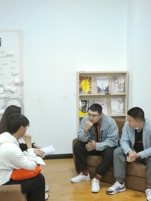 闪光的信院第266期：大咖级网红回归这样的怪味学长你爱了吗？