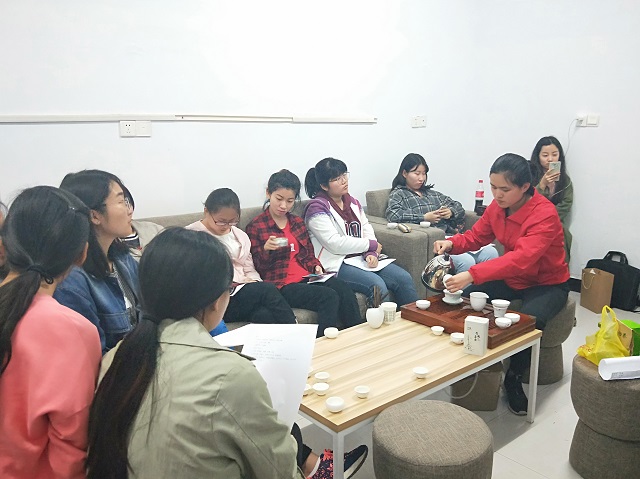 【社团快讯】品茶清香 识茶文化——第二届“茶韵箕城 四溢飘香——绿茶小课堂”活动