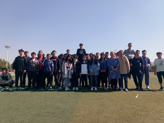 【完满班级】团协一心 创享青春——信息工程学院网工1801举办“一起动起来 我们正年少”活动