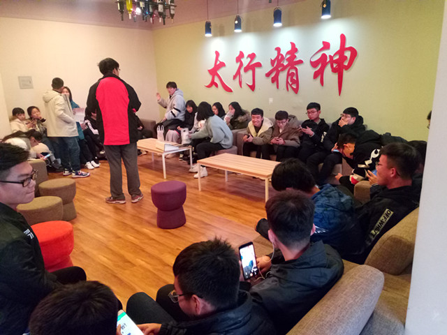 【完满班级】汇信院梦想 让青春绽放——网工1801“搭建友谊之桥”联谊活动