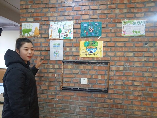 【完满班级】纯本自然  原生家园——艺术传媒学院环设1805班举办“手下留情，足下留青”环保题材手绘活动