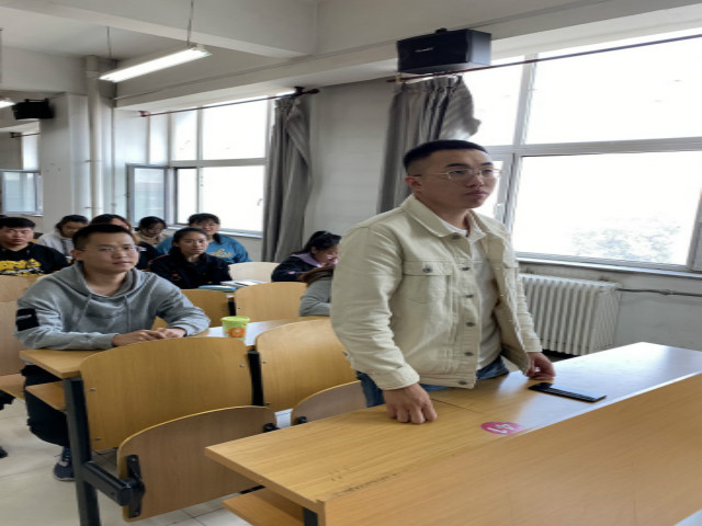 【完满班级】用歌唱向新中国成立70周年庆献礼——食品与环境学院园林1604班分享交流会