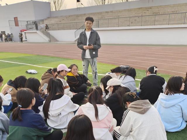 【完满团支部】悦运动 悦青春——食品与环境学院食安2201班完满团支部活动