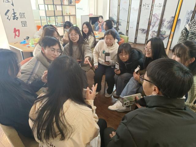 【完满团支部】学雷锋精神 筑青春之梦——商务英语学院英语2203班完满团支部活动