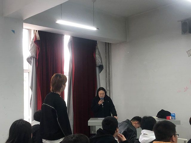 【完满班级】雷锋精神 代代相传——环设2002班红色知识竞答赛