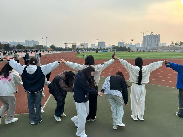【完满团支部】激情燃烧的岁月 “竞”显青春风采——淬炼·国际商学院财务(对口)2306班完满团支部活动