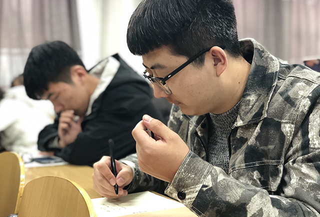 【完满班级】读国学经典 品智慧人生——信息工程学院计科1702班完满班级活动